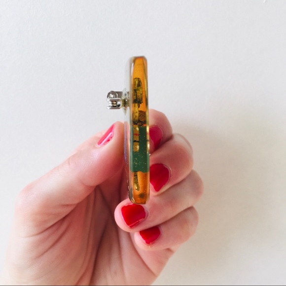 ERO-Eye pin. Dress-up that blazer/jacket! Handmade purchase in Europe. - Picture 4 of 9